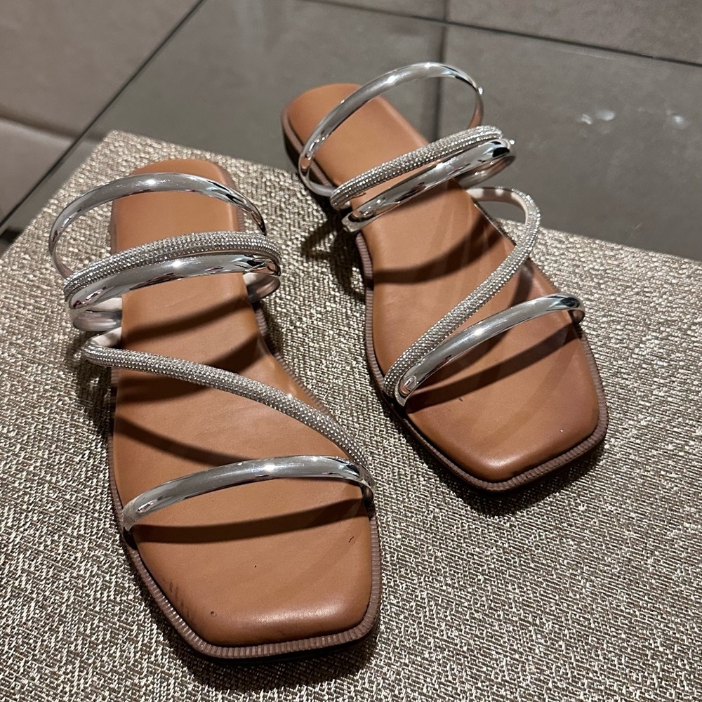Elegant Silver Strappy Women's Sandals